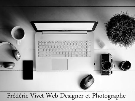 Espace de Travail de Frédéric Vivet Web designer et Photographe pour yourwebdesign.fr à Paris 